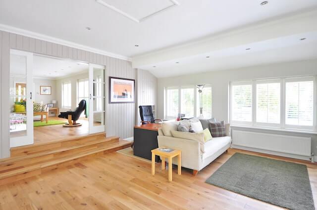 photo of a beautiful home with nice ceilings